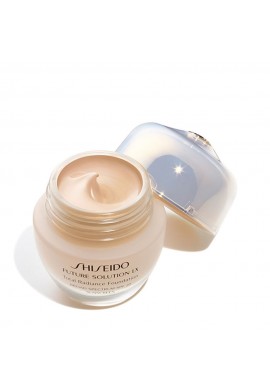 Shiseido Future Solution LX Total Radiance Foundation E