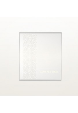 Azjatyckie kosmetyki Kanebo Coffret D'or Full Keep Pressed Powder UV CASE or PUFF