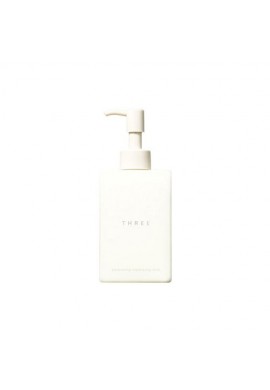 THREE Balancing Cleansing Milk