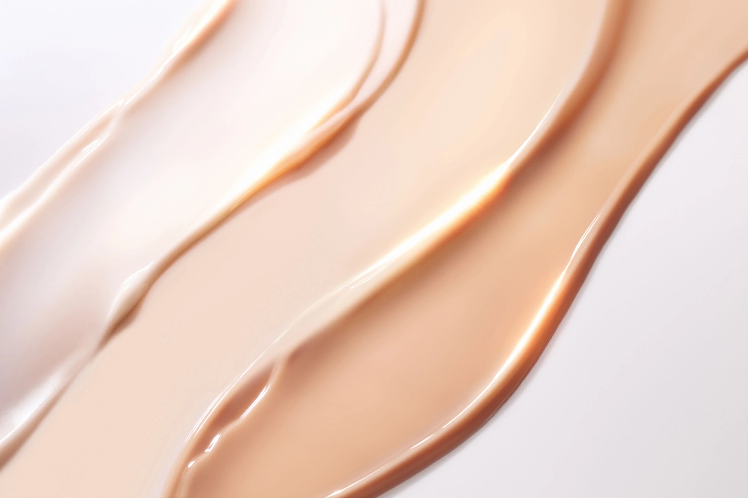 DIOR Prestige White Le Protector UV Lumiere BB SPF50+ PA++++